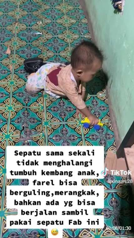 Kisah Haru Perjuangan Orangtua Demi Kaki Anaknya Normal, Masya Allah! Bikin Warganet Mewek