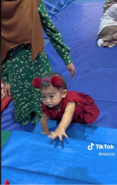 Potret Moana aktif banget di sekolah