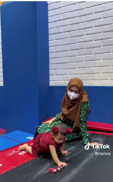 Potret Moana aktif banget di sekolah