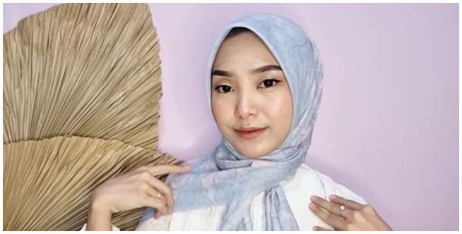 Tutorial Hijab Segi Empat Motif Terbaru yang Cantik dan Manis