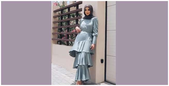 Gaun Bridesmaid Satin Model Ruffle Tiga Tingkat