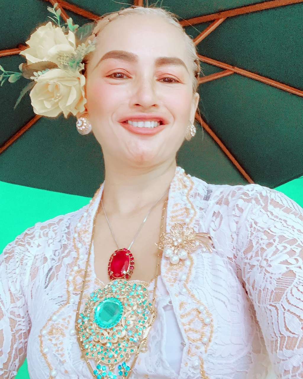 Potret Lilis Karlina Potret Lilis Karlina