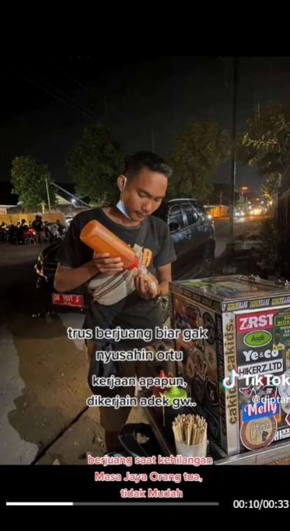 Empat Kali Gagal Lolos Jadi TNI, Pria ini Pantang Menyerah Sambil Bekerja Hingga Akhirnya Berhasil