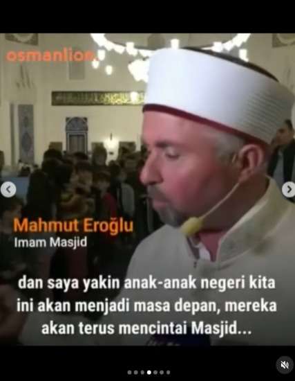 Masjid di Turki Punya Tradisi Ajak Anak Kecil Bermain Usai Shalat Tarawih