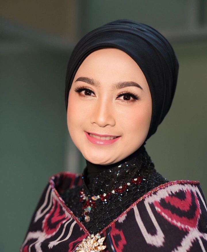 Desy Ratnasari