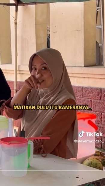Bukannya Senang, Penjual ini Menolak Dagangannya Diborong Ternyata ini Alasannya