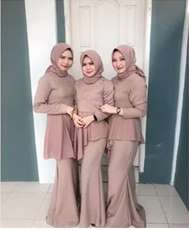 Model Baju Bridesmaid Peplum