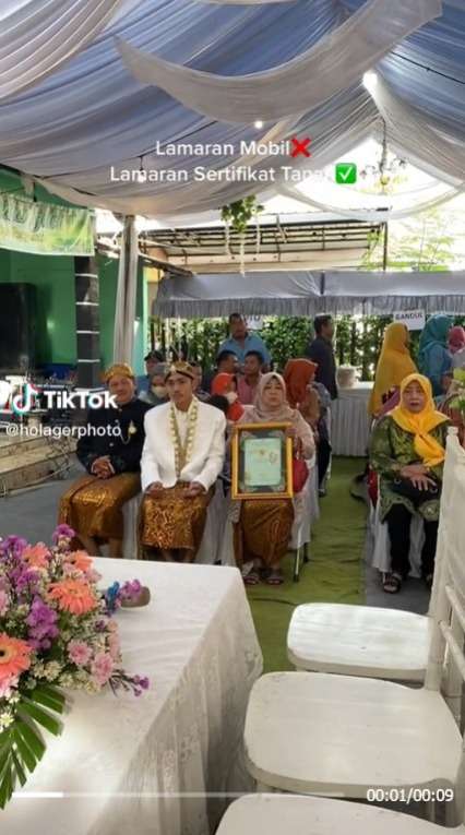 Viral Lamaran di Pati, Maharnya Sertifikat Tanah dan Emas Logam Mulia