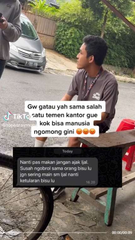 Dapat Pesan dari Teman Sekantor, Isinya Bikin Geram!