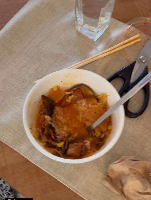 Viral pesan seogogi dapat 'bonus' bangkai tikus.
