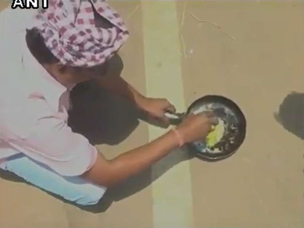 Saking Panasnya Kawasan Ini, Pria yang Masak Telur Langsung Matang 10 Detik di Bawah Sinar Matahari