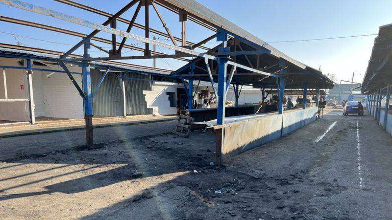 Kios di Belgorod yang terkena mortir