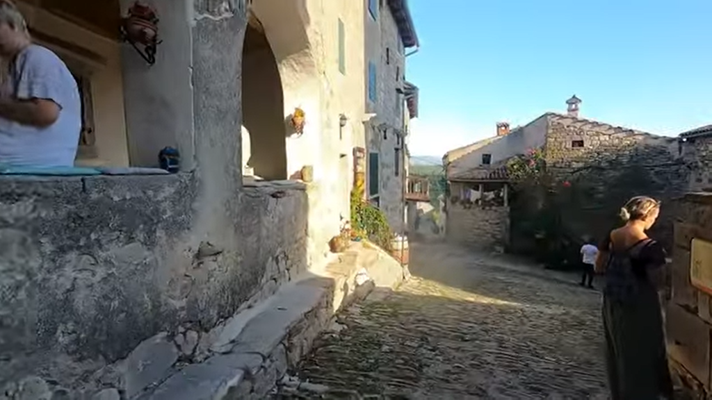 hum