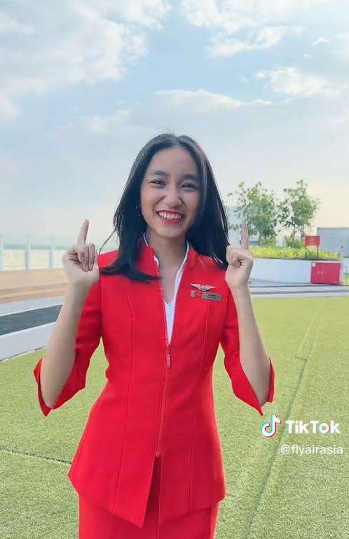 Berkat nyinyiran netizen, Zoe Gabriel malah ketiban rejeki nomplok.