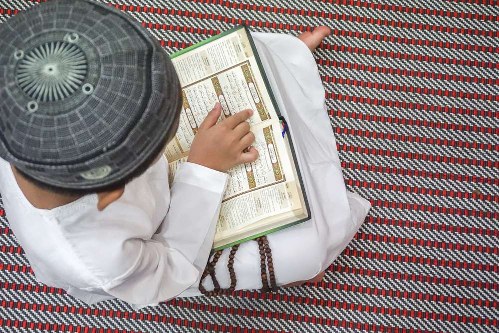 Membaca Alquran