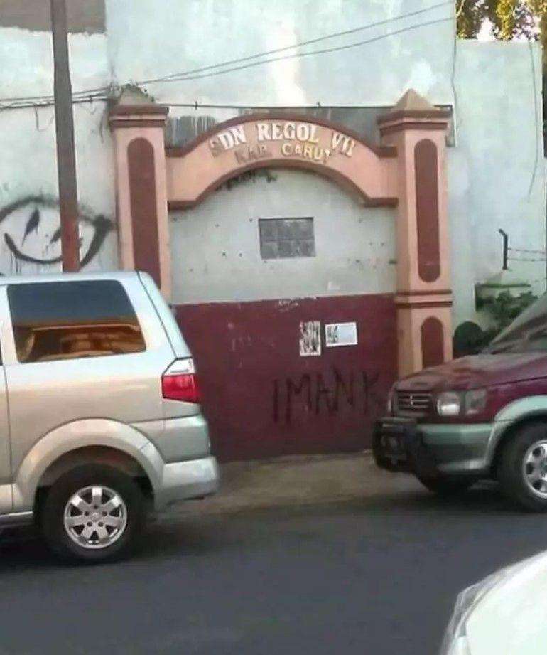 Deretan foto biasa ini baru bikin ngakak jika di-zoom.