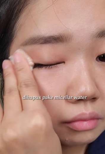 Menghapus Makeup