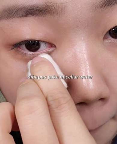 Menghapus Makeup