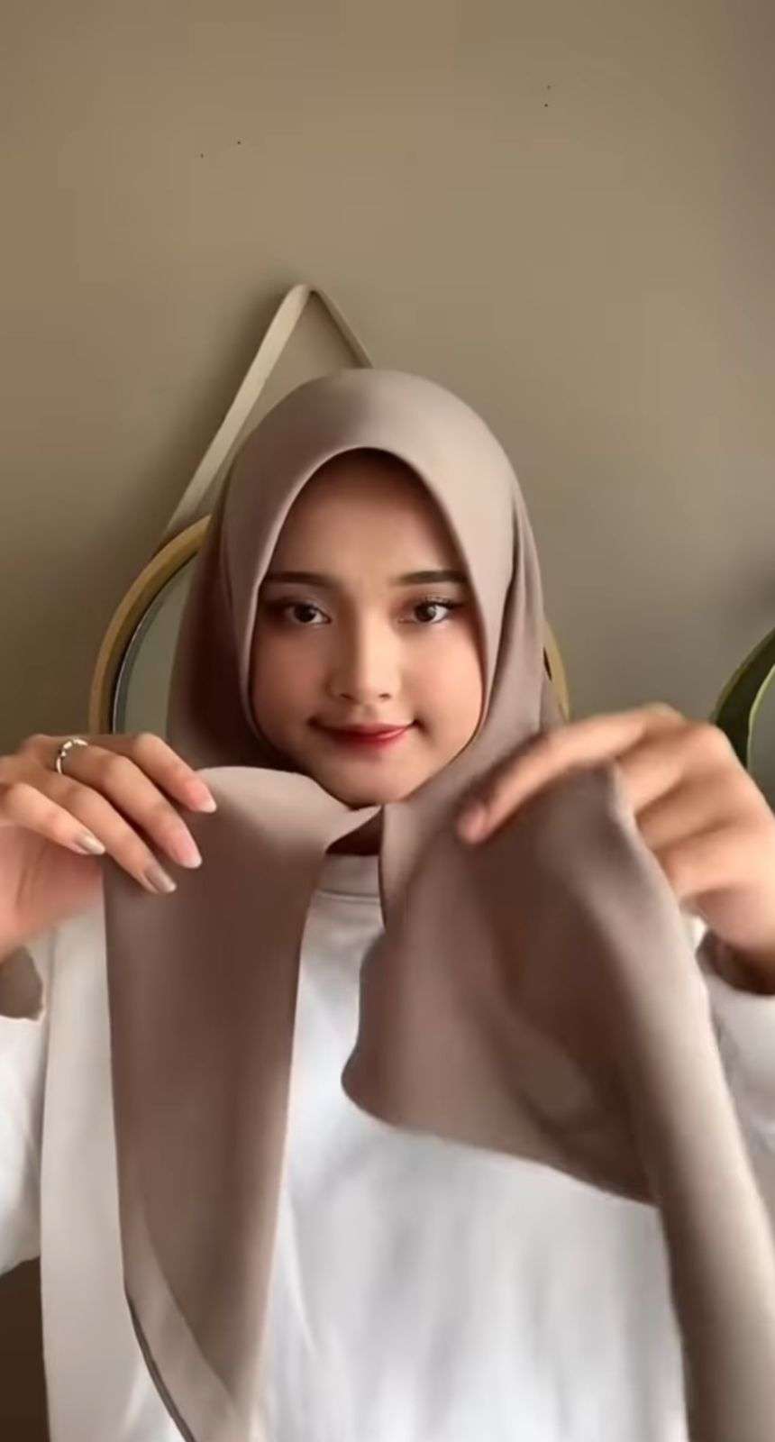 Layak Dicoba, Styling Hijab Voal Anti Boring