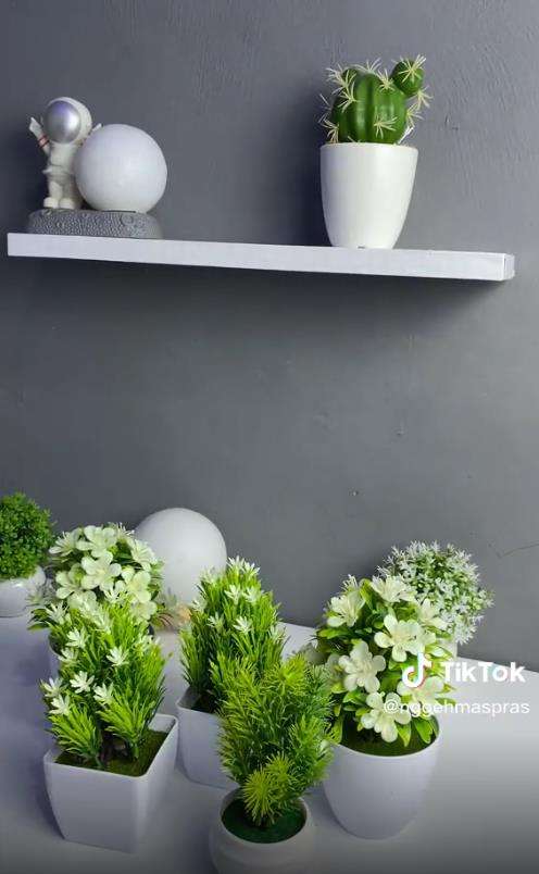 Makeover kamar cowok jadi simple, rapi dan estetik dengan budget minim.