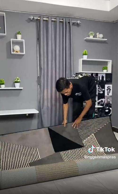 Makeover kamar cowok jadi simple, rapi dan estetik dengan budget minim.