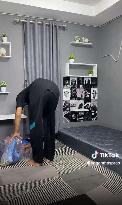 Makeover kamar cowok jadi simple, rapi dan estetik dengan budget minim.