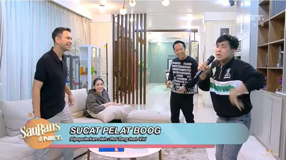 Jirayut nyanyi Sucat Pelat Boog