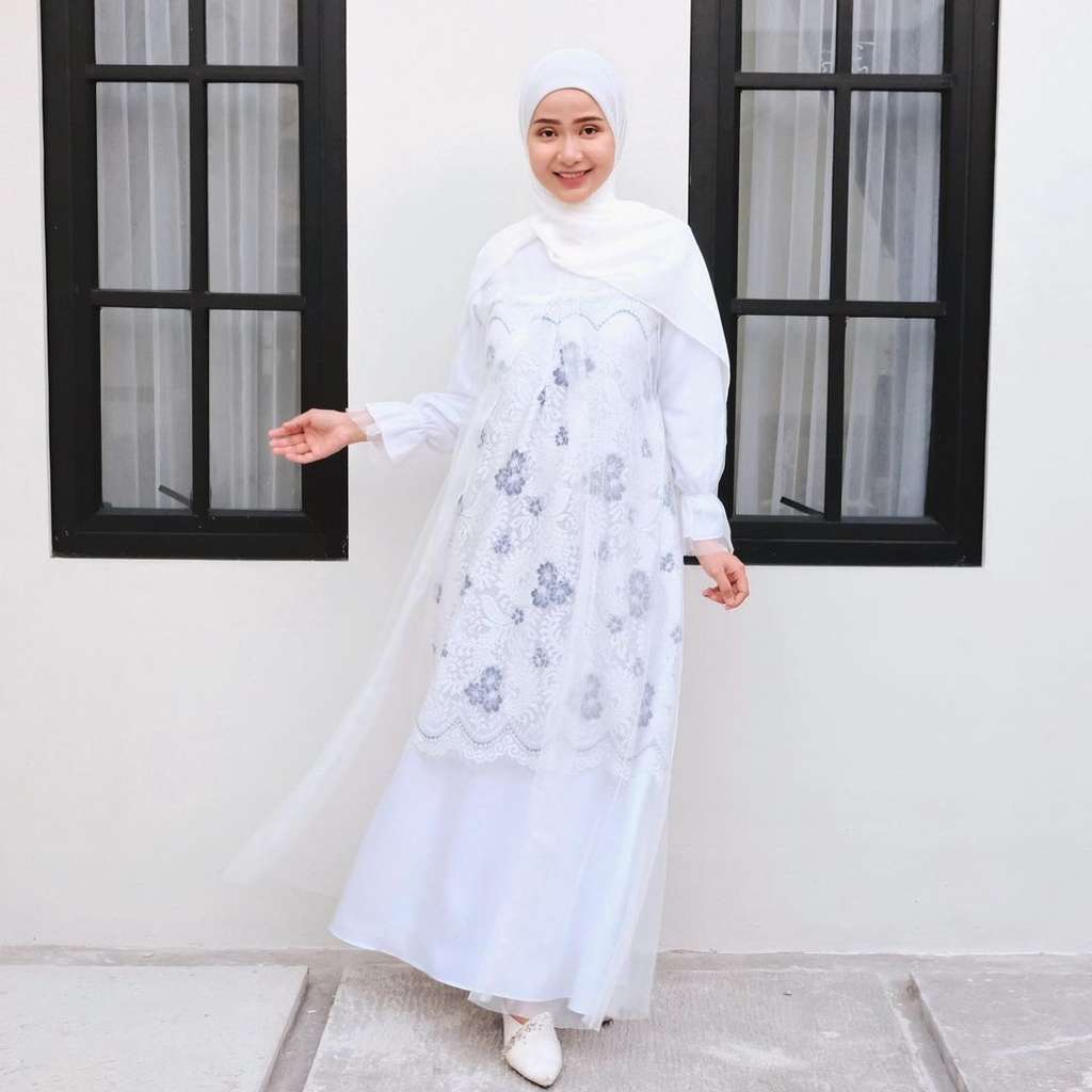 Dress Berlapis