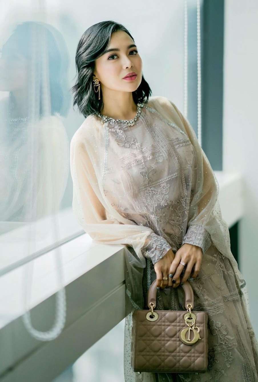 Instagram @wikasalim