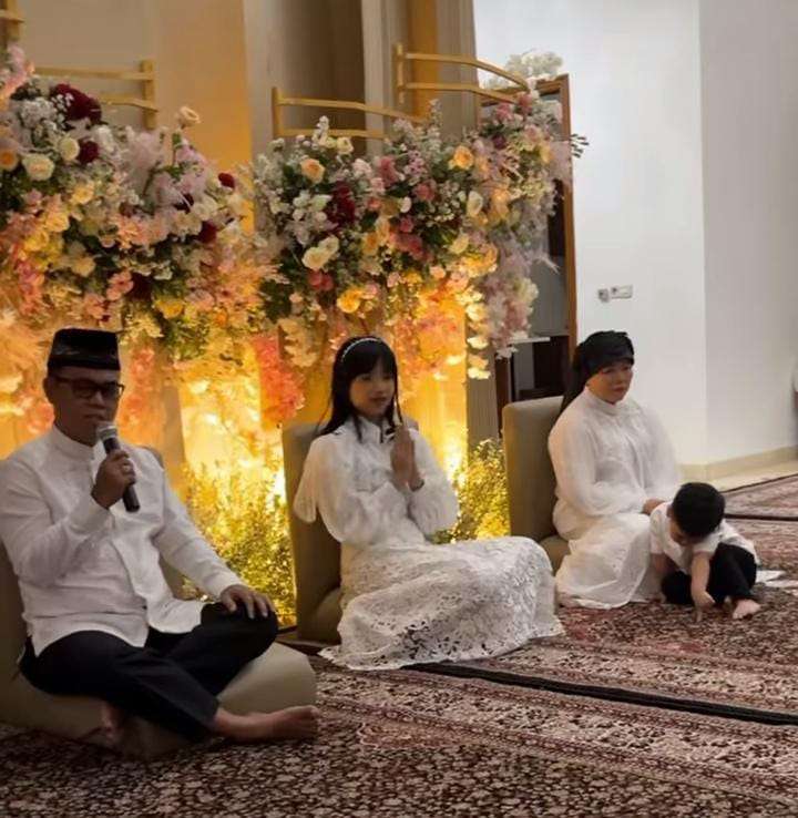 Syukuran Rumah Baru Fuji