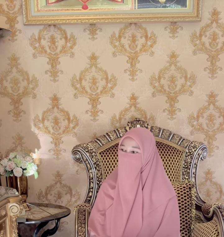Potret Rumah Koh Dennis Lim