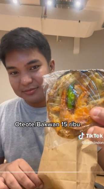Review Gorengan Sultan 3 Biji Rp.45 Ribu Begini Penampakannya Review Gorengan Sultan 3 Biji Rp.45 Ribu Begini Penampakannya