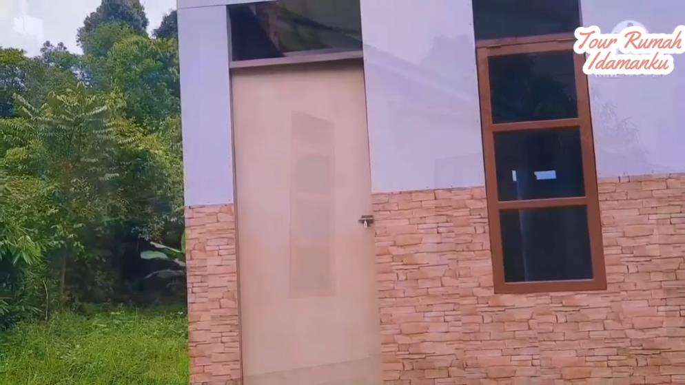 Bangun rumah mungil minimalis cuma habis Rp10 juta.
