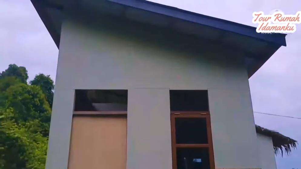 Bangun rumah mungil minimalis cuma habis Rp10 juta.