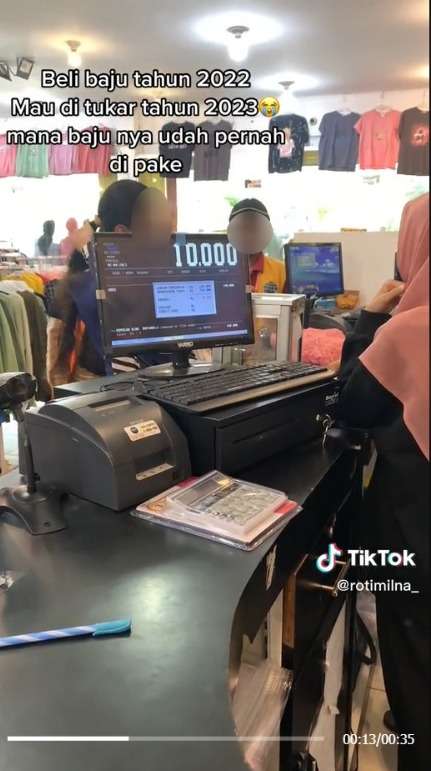 Konsumen kembalikan barang yang sudah dibeli