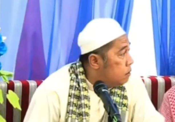Ustadz diminta beri sambutan eh tahunya cuma disuruh baca salam saja.