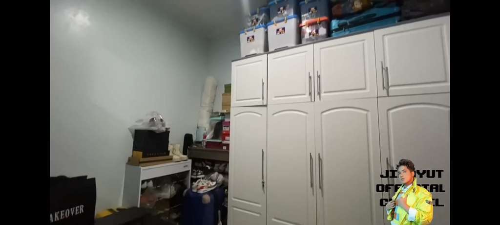 Potret Rumah Jirayut