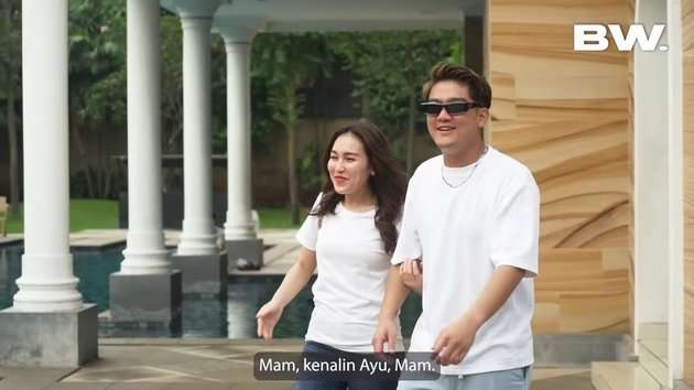 Potret Ayu Ting Ting bertemu keluarga Boy William