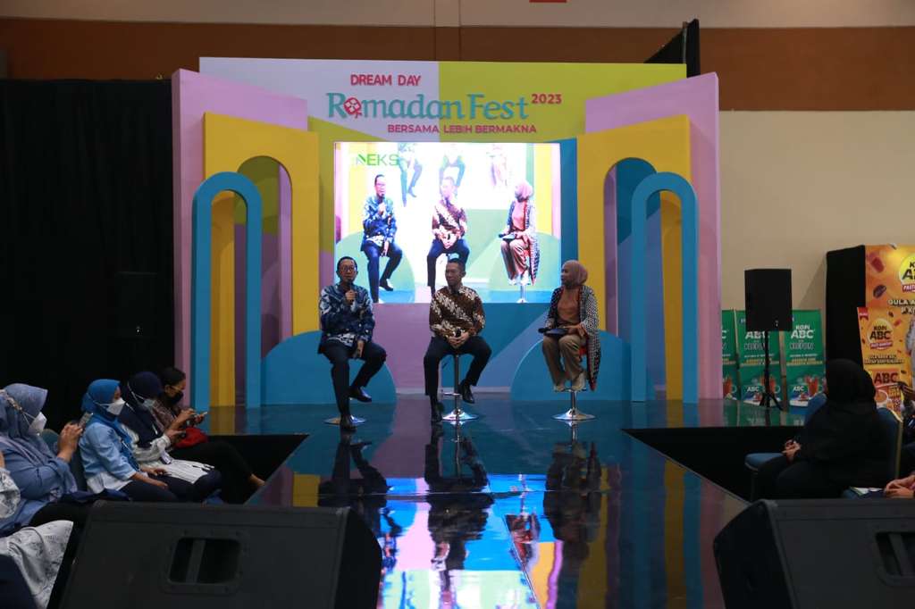 Kemkominfo Tingkatkan Digitalisasi Perdagangan Lokal dengan UMKM Level Up