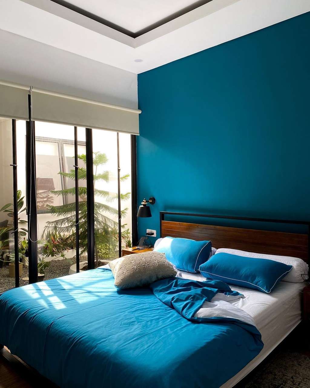 Kamar view taman