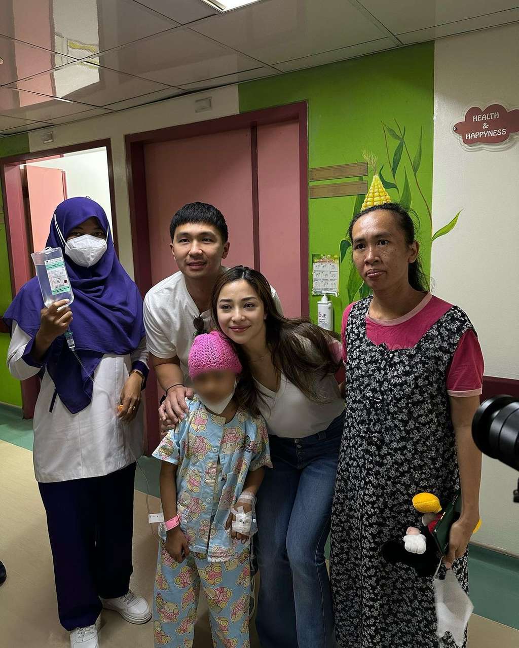 Nikita dan Indra rayakan ultah pertama putranya di Rumah Sakit Dharmais