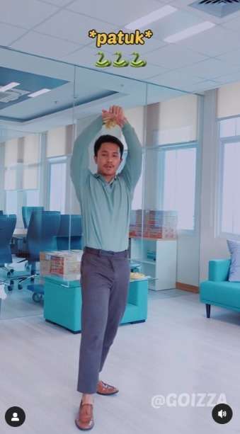 Viral Video Pria Buat Tutorial Flower Dance Challenge, Warganet Salah Fokus Menghafal Nama Gerakannya yang di Luar Nalar
