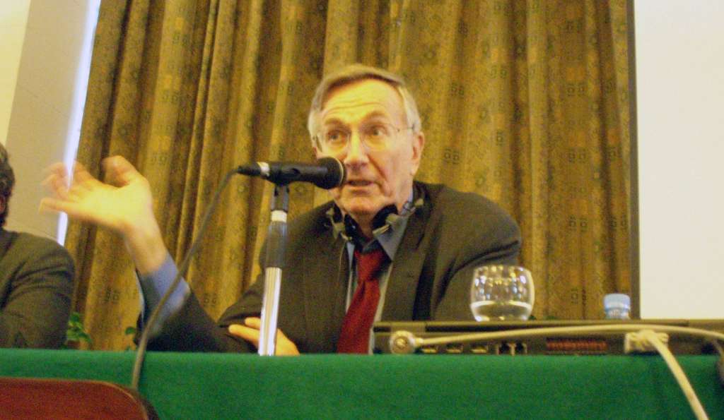 Seymour Hersh, wartawan investigasi senior AS Seymour Hersh, wartawan investigasi senior AS