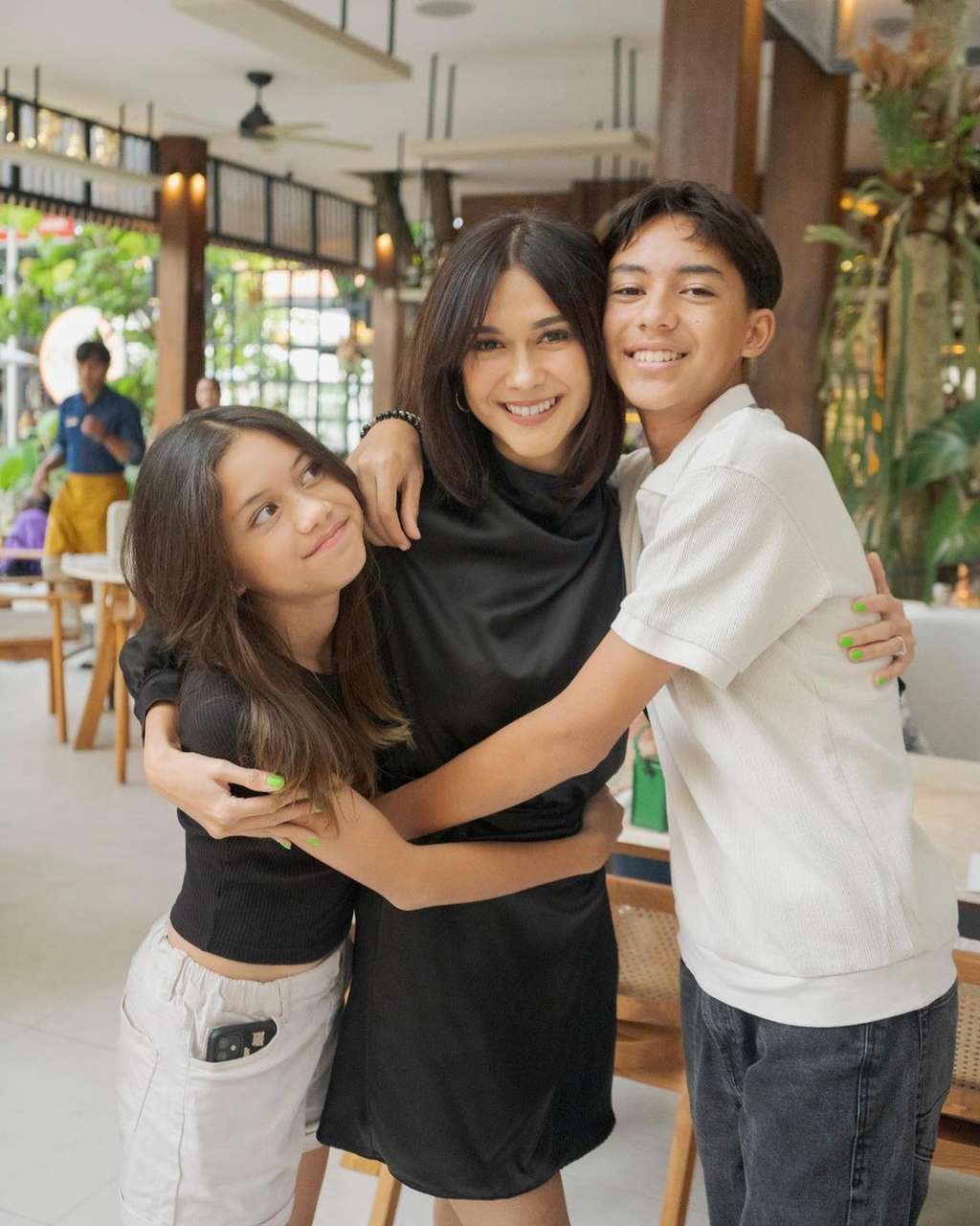 Potret Ulang Tahun Nana Mirdad