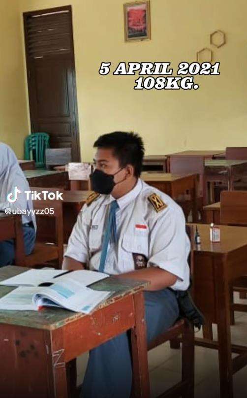 Transformasi berat badan pemuda yang malu gendut sejak SMA.