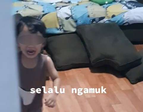 anak mengamuk