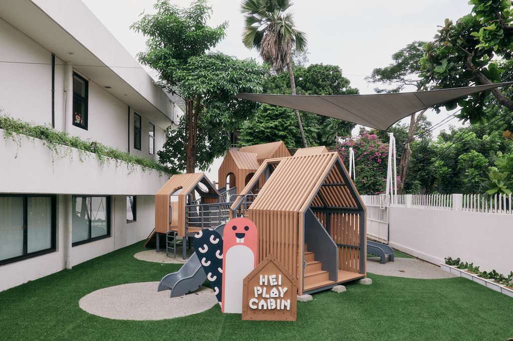 hei play cabin