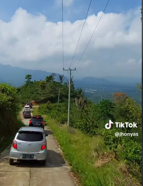 TikTok @jhonyas