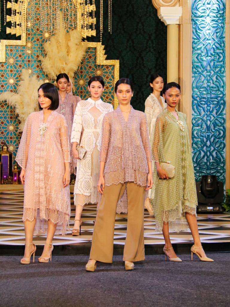 Raya Fashion Parade