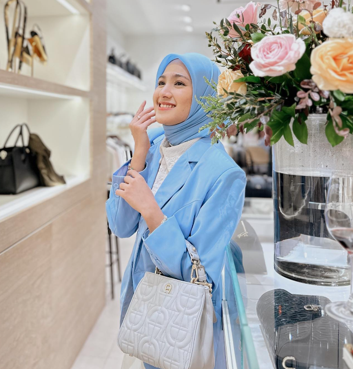 Instagram @cutsyifaa